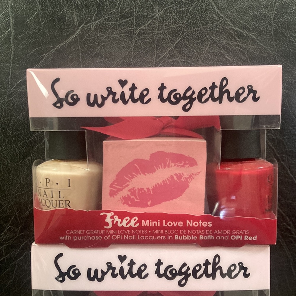 So Write Together OPI Gift Set ❤️ Bubble Bath + OPI Red